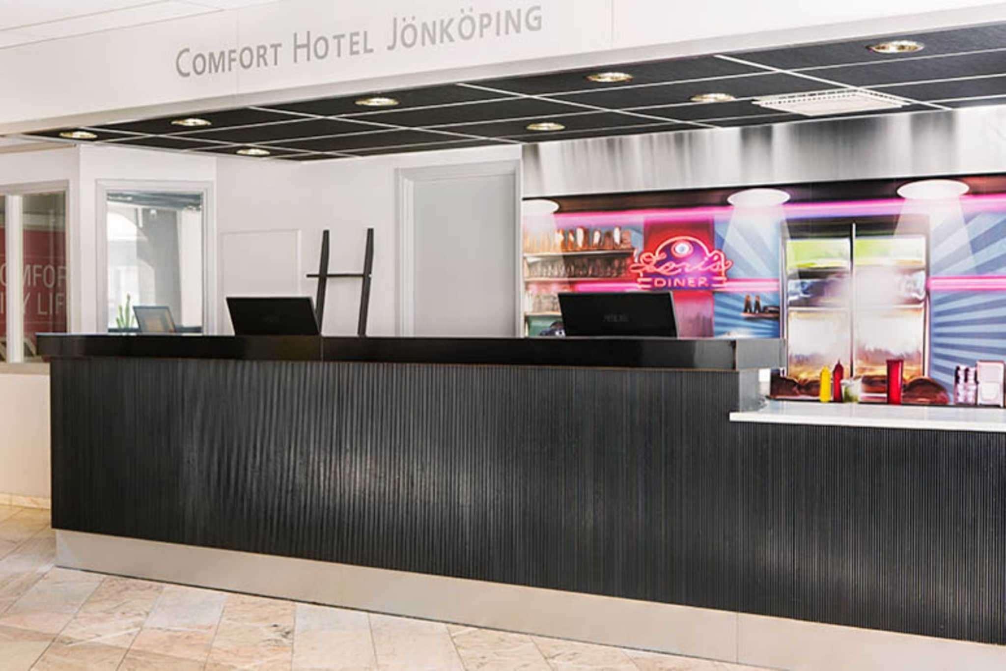 Comfort Hotel Йёнчёпинг Экстерьер фото